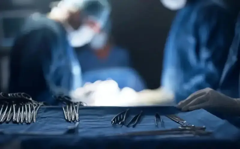 Павлодар облысында босанған әйелдің жатырын алып тастаған: Ақсу ауруханасынан заңбұзушылықтар анықталды