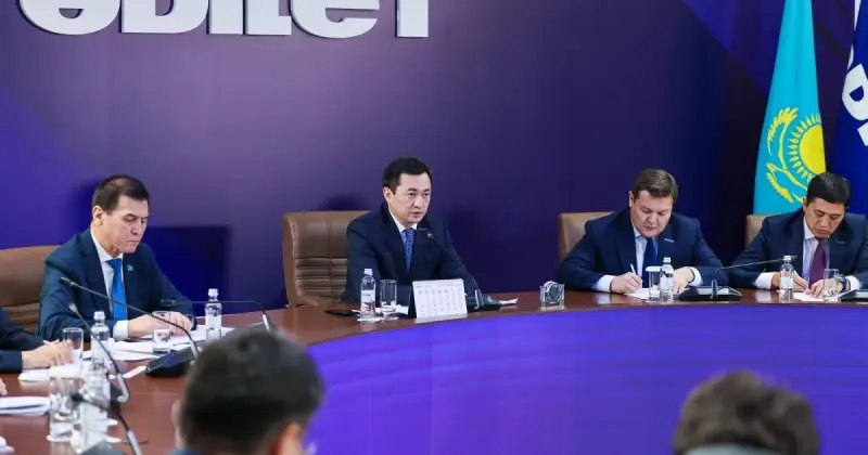   Инфрақұрылымның цифрлық моделі, жаңа Азаматтық кодекс және жастарды жұмыспен қамту: «Әділет» партиясы Президент Жолдауын жүзеге асыруға кірісті   