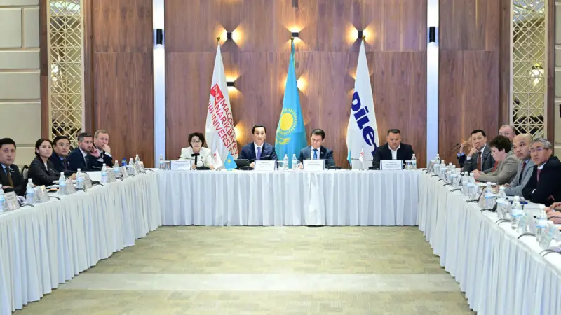Құрылтайда цифрлық экономиканы ескере отырып жаңа Азаматтық кодексті әзірлеу жөніндегі Президенттің бастамасы талқыланды
