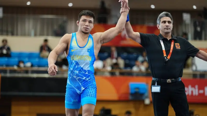 Казахстанец Нуркожа Кайпанов вышел в полуфинал чемпионата мира по борьбе в Астане