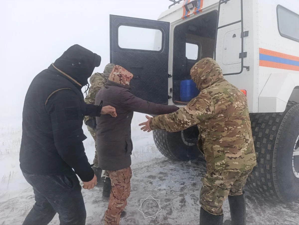 Қостанай облысында қар құрсауынан үш адам құтқарылды