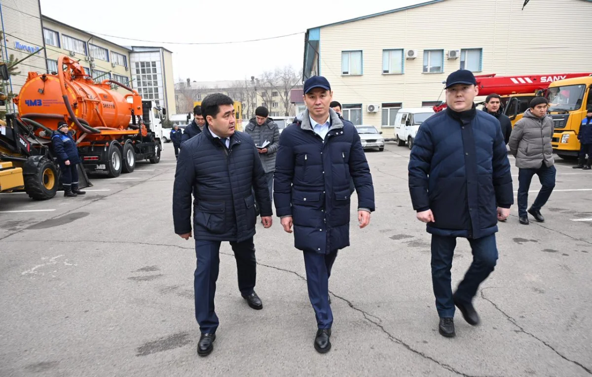 Цифрландыру және жасанды интеллект: Алматы әкімі негізгі кәсіпорындардың диспетчерлік қызметінің жұмысын тексерді