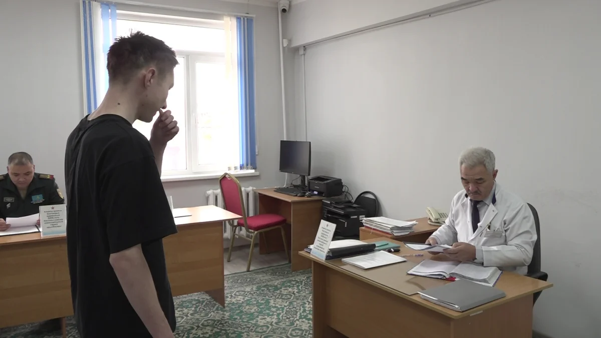 Қорғаныс министрлігі әскерге шақырылатын сарбаздарды медициналық тексеруге қатысты пікір білдірді