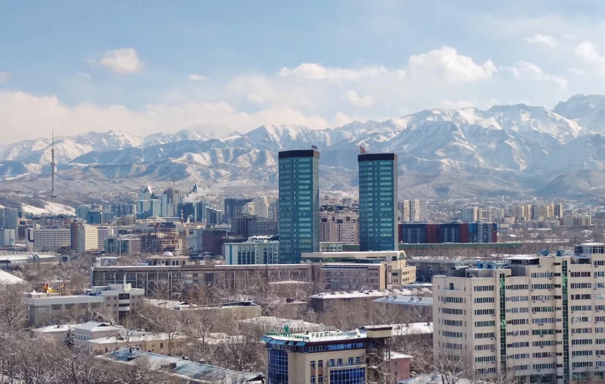 Алматының Алатау ауданында шағын бизнестен шығатын зиянды шығарындыларды азайту шаралары талқыланды