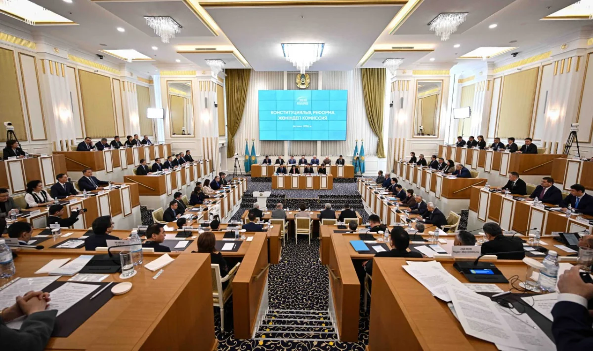 Конституциялық реформаға қатысты түпкілікті шешім референдумда қабылданады – Мемлекеттік кеңесші
