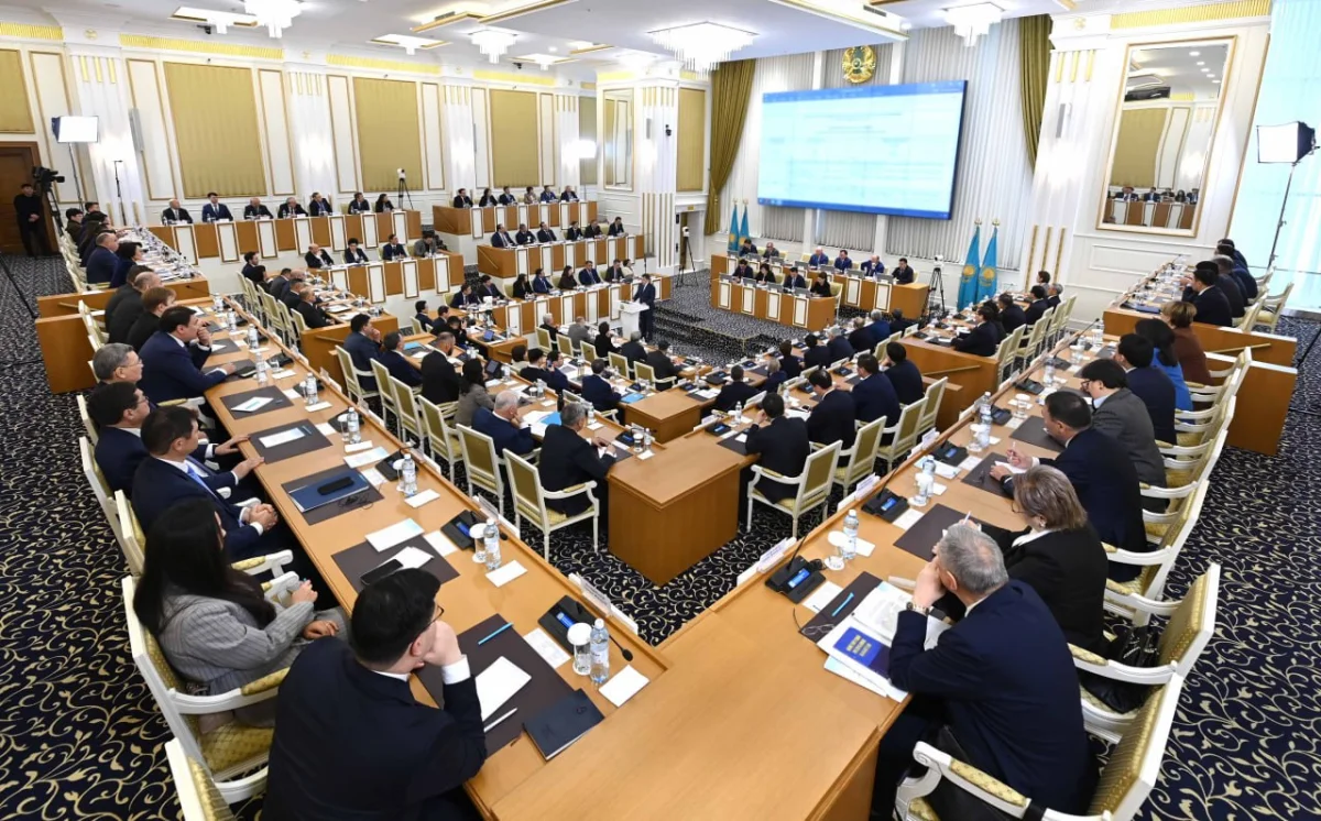 Конституциялық комиссия екінші отырысында «Құрылтай», «Халық кеңесі» бөлімдері бойынша нормаларды талқылады