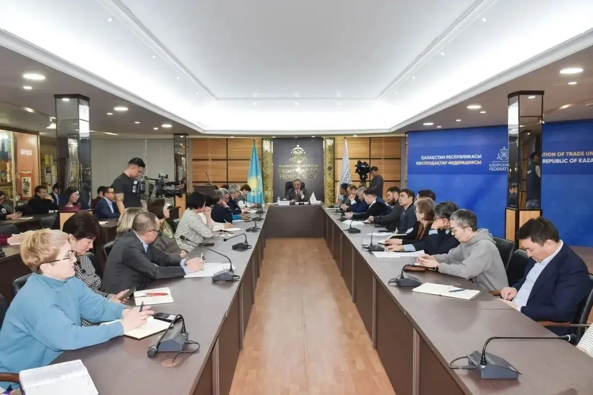 Қазақстанның кәсіподақтары жаңа Конституция жобасын қолдады