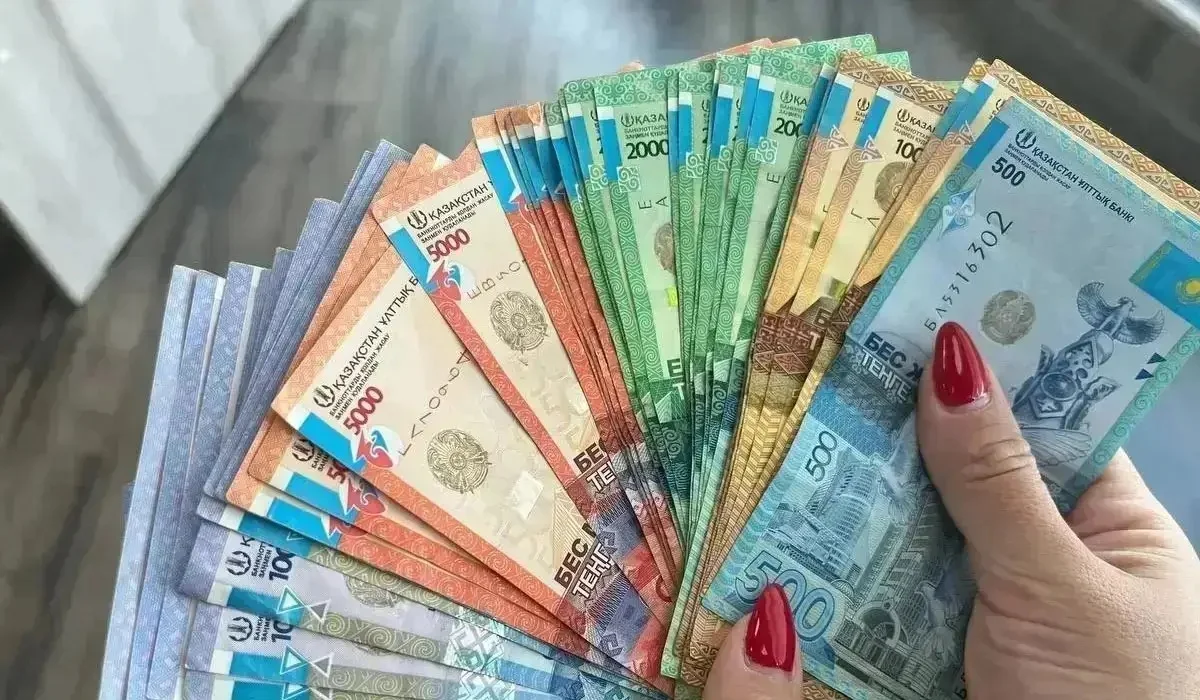 «Табысы аз адамдарға 432 мың теңге біржолғы көмек төленеді»: Еңбекмин халыққа шұғыл мәлімдеме таратты