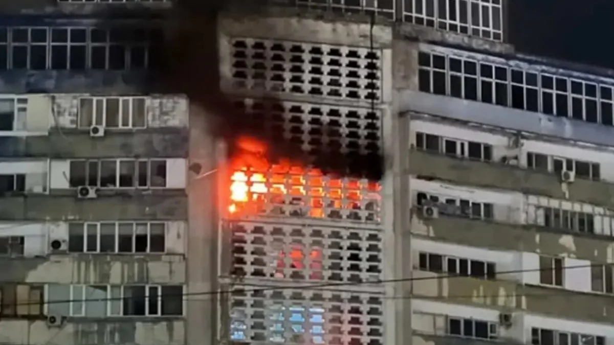 Ақтауда көпқабатты тұрғын үйден өрт шықты