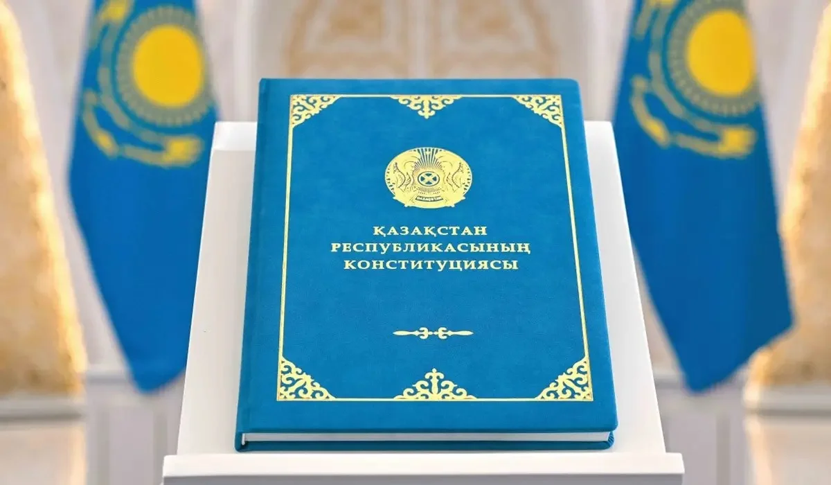 Жаңа Конституцияға байланысты мектеп бағдарламасының мазмұны жаңаратын болды – Бектенов қаулыға қол қойды