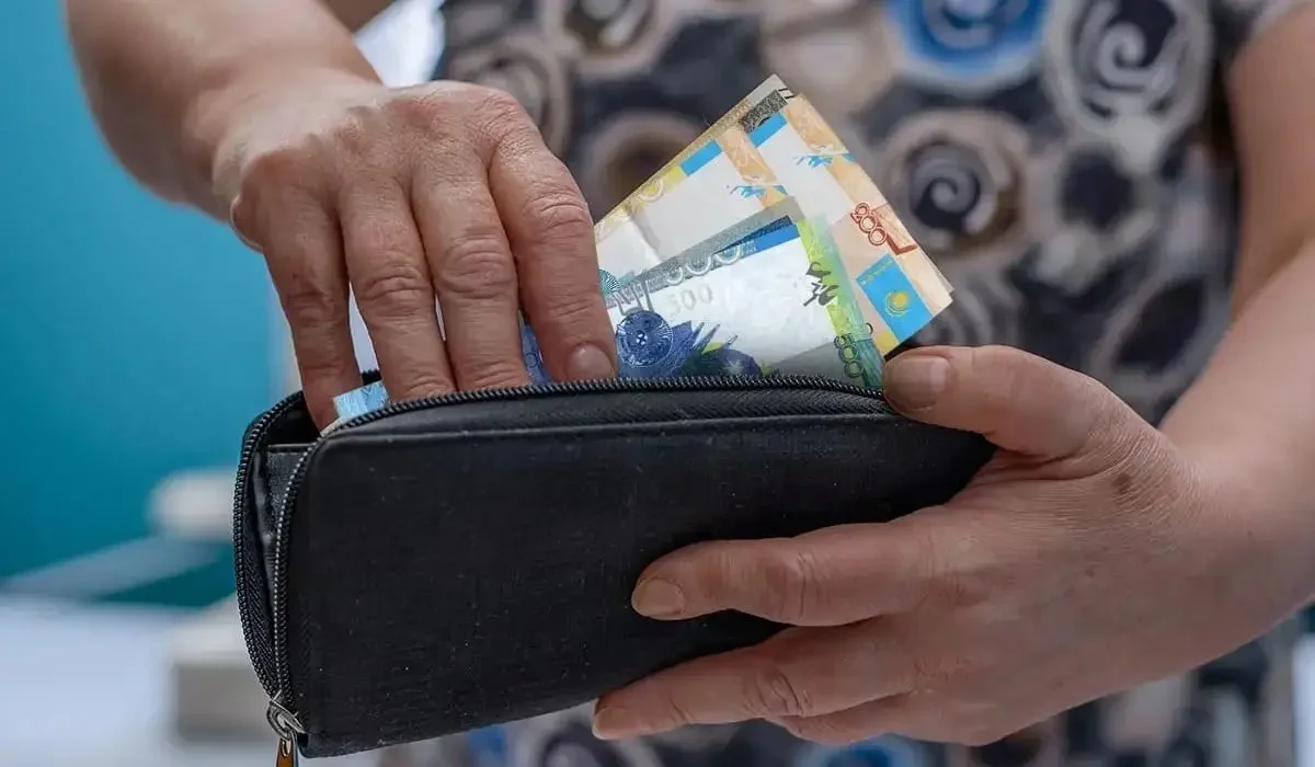 Енді Қазақстанда қайтыс болған адамның зейнетақы қорындағы ақшасын мұрагерлері бөліп-бөліп емес, толық ала алады