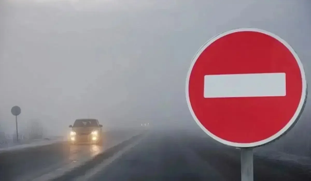 Қазақстанда ауа райына байланысты бірнеше өңірде тасжолдар жабылып қалды