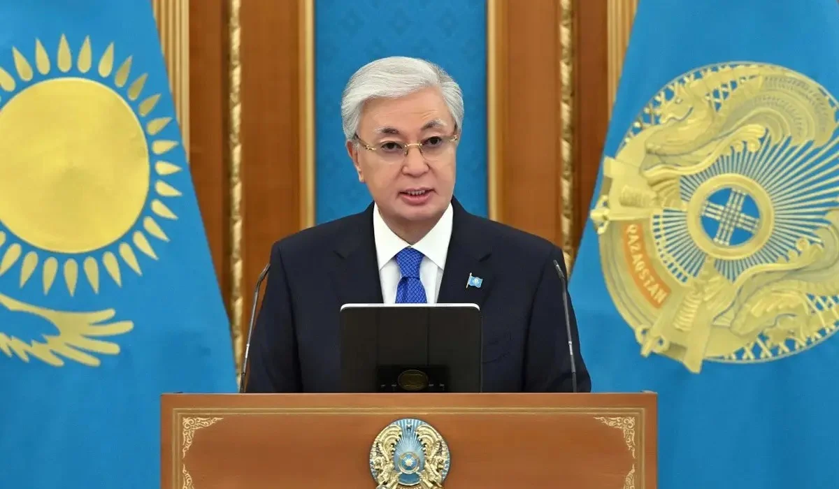 Президент қазақстандықтарды Отан қорғаушы күнімен құттықтады