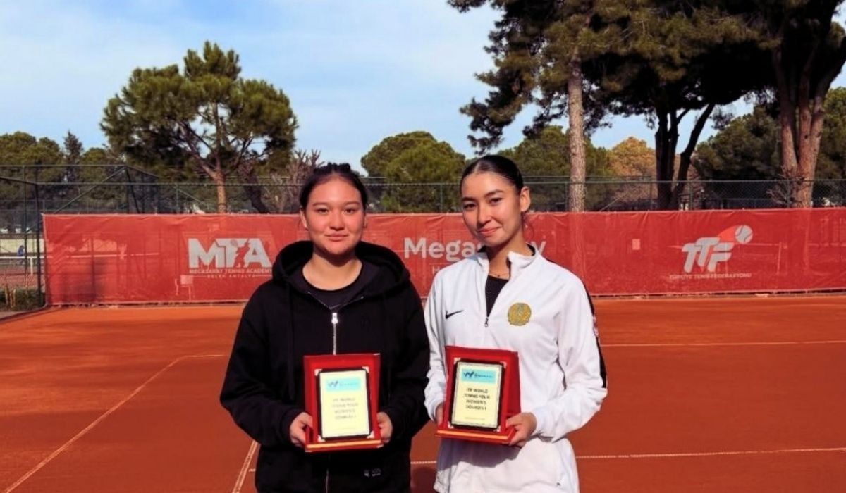 Казахстанские теннисистки вышли в полуфинал на турнире ITF в Турции
