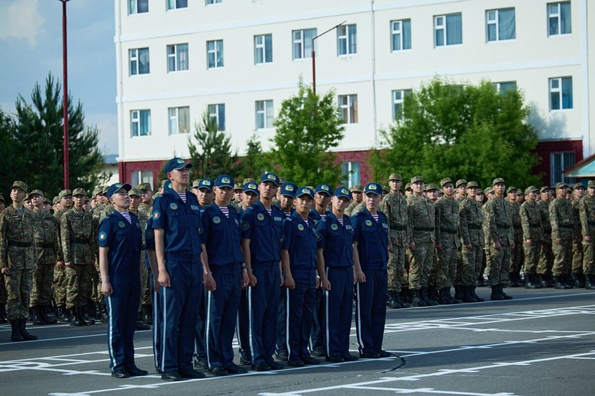 Более 660 образовательных грантов получили гвардейцы по программе "Срочник 2.0"