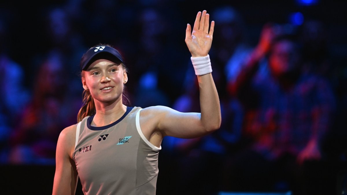 Елена Рыбакина удалила свой Instagram после поражения на Queen's