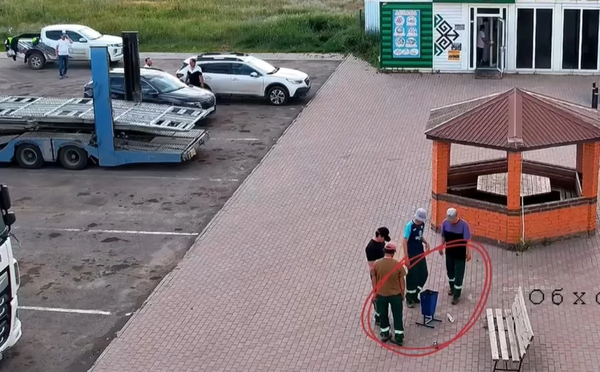 Мусор на трассах: КазАвтоЖол призывает пользователей дорог соблюдать экологическую культуру