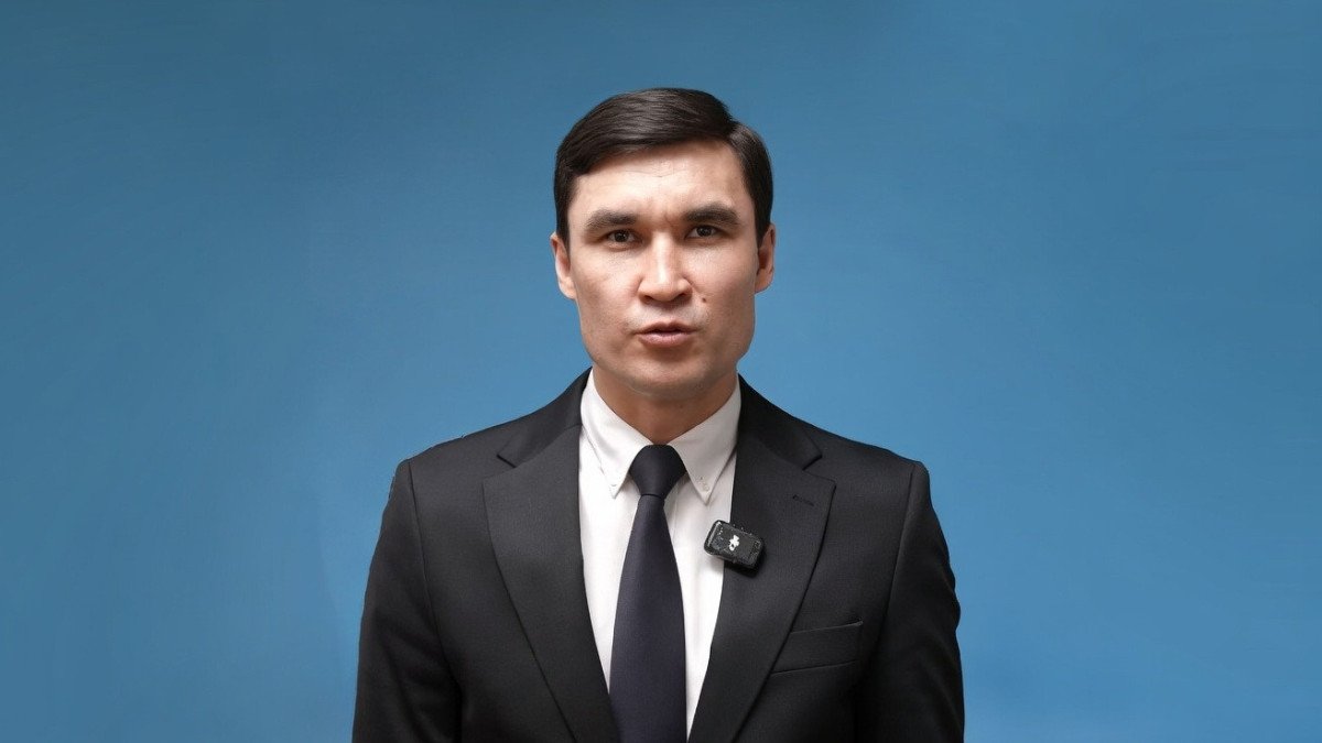 Серик Сапиев поздравил казахстанских боксеров с триумфом на Кубке мира