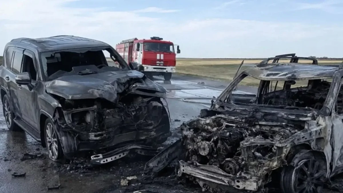 Пять человек сгорели заживо: страшное ДТП произошло под Астаной