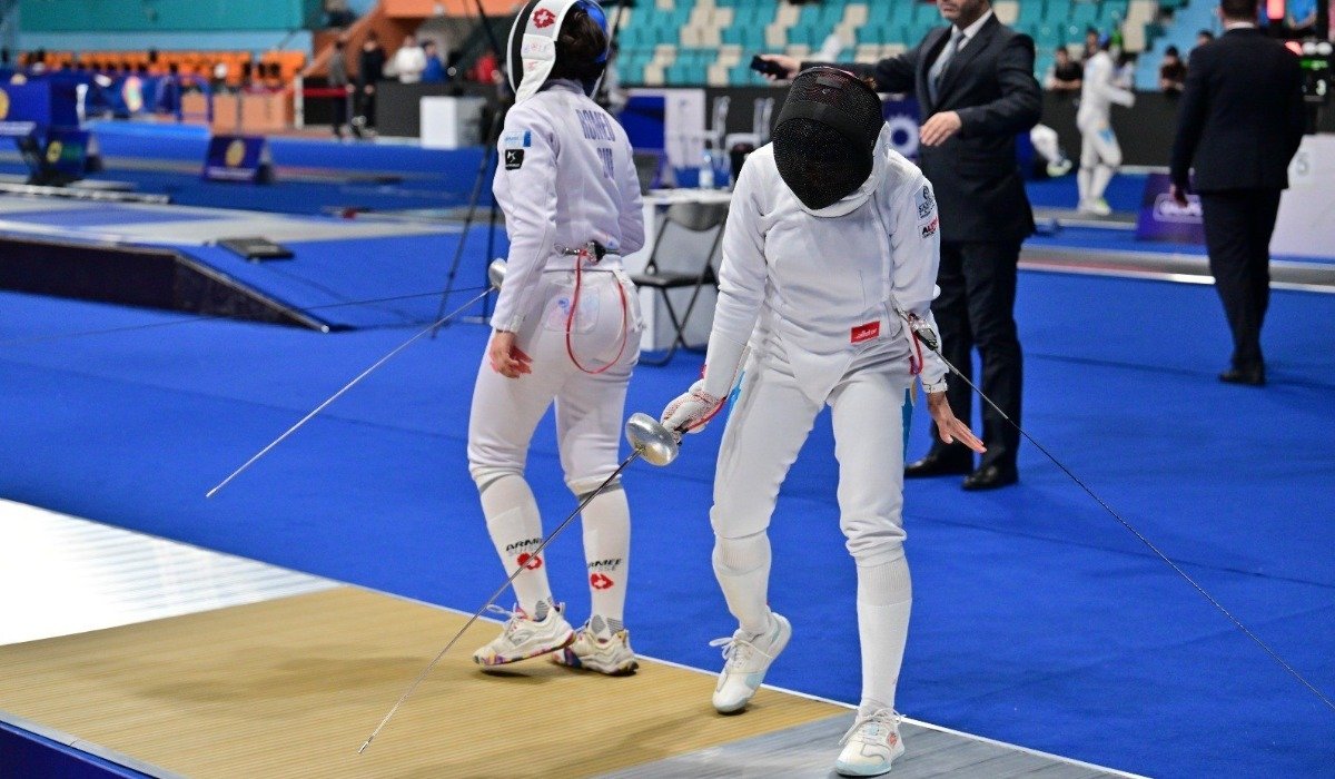 Казахстанские шпажистки гарантировали медаль чемпионата Азии