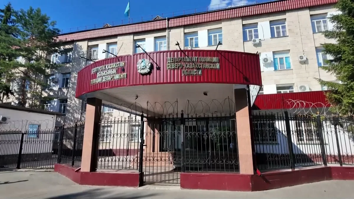 Избил отца и снял на видео: в СКО парня привлекли к ответственности