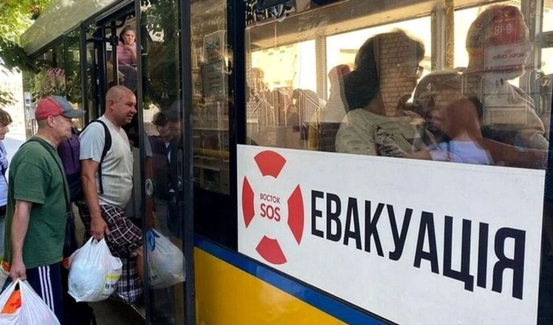 Массовую эвакуацию объявили в одном из регионов Украины