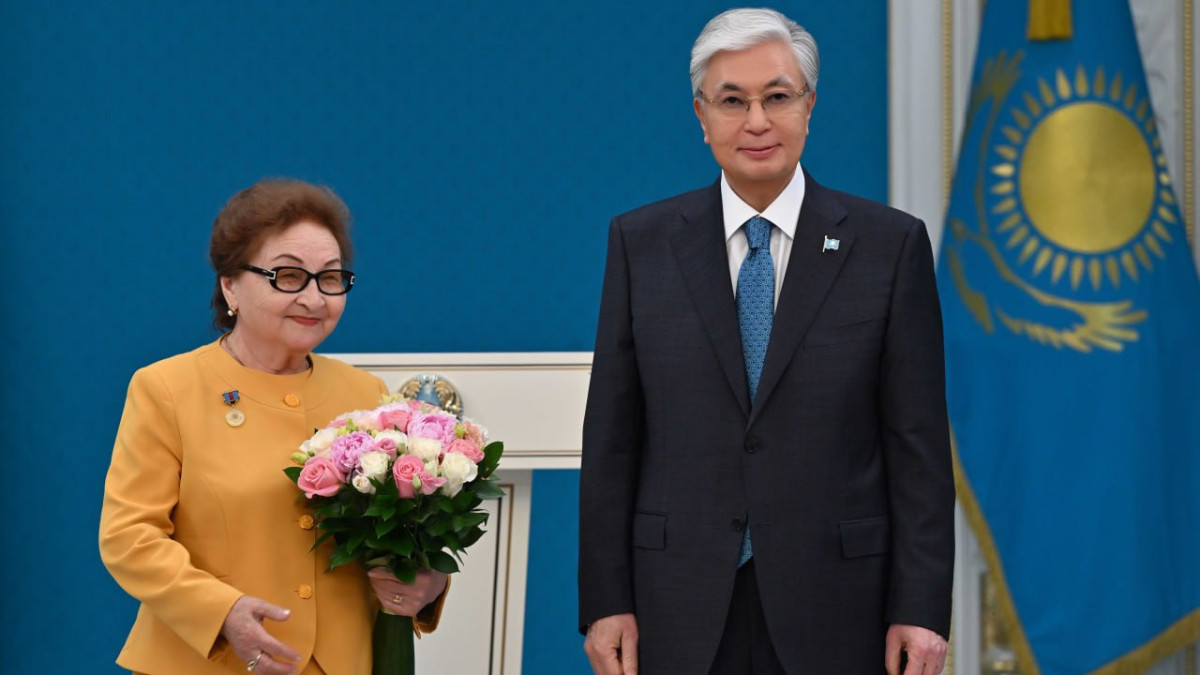 Президент отандық БАҚ қызметкерлерін мемлекеттік наградалармен марапаттады