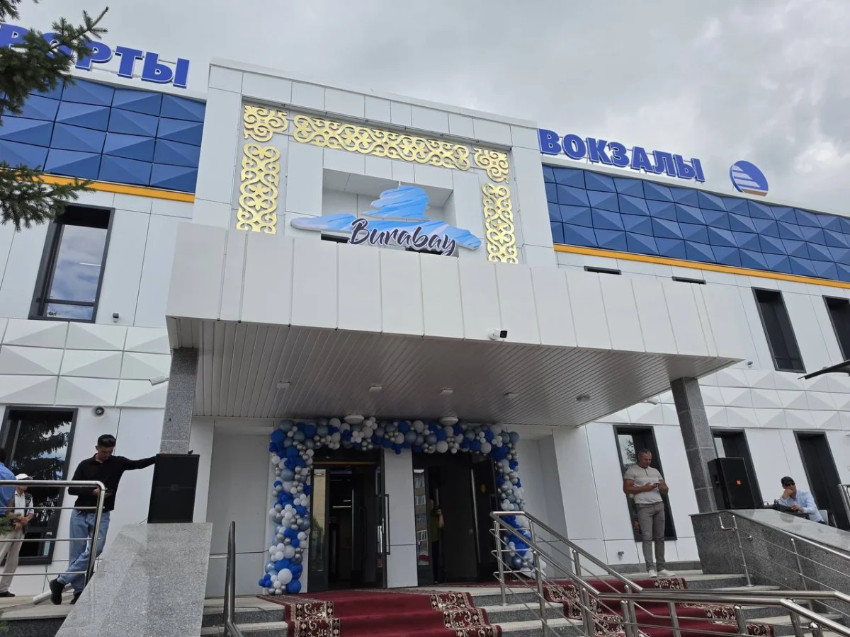 Курорт-Бурабай теміржол вокзалы жаңғыртудан кейін пайдалануға берілді