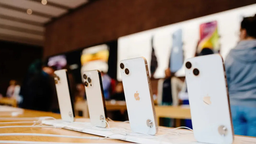 Айфон 1 млн теңгеден аса ма? Apple бағасына қатысты болжам