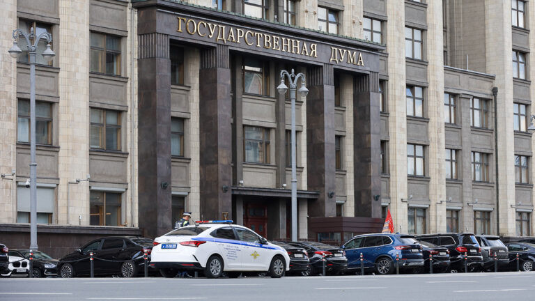 Ресейде қорғанысқа зиян келтірген жемқорларға өлім жазасын енгізу ұсынылды