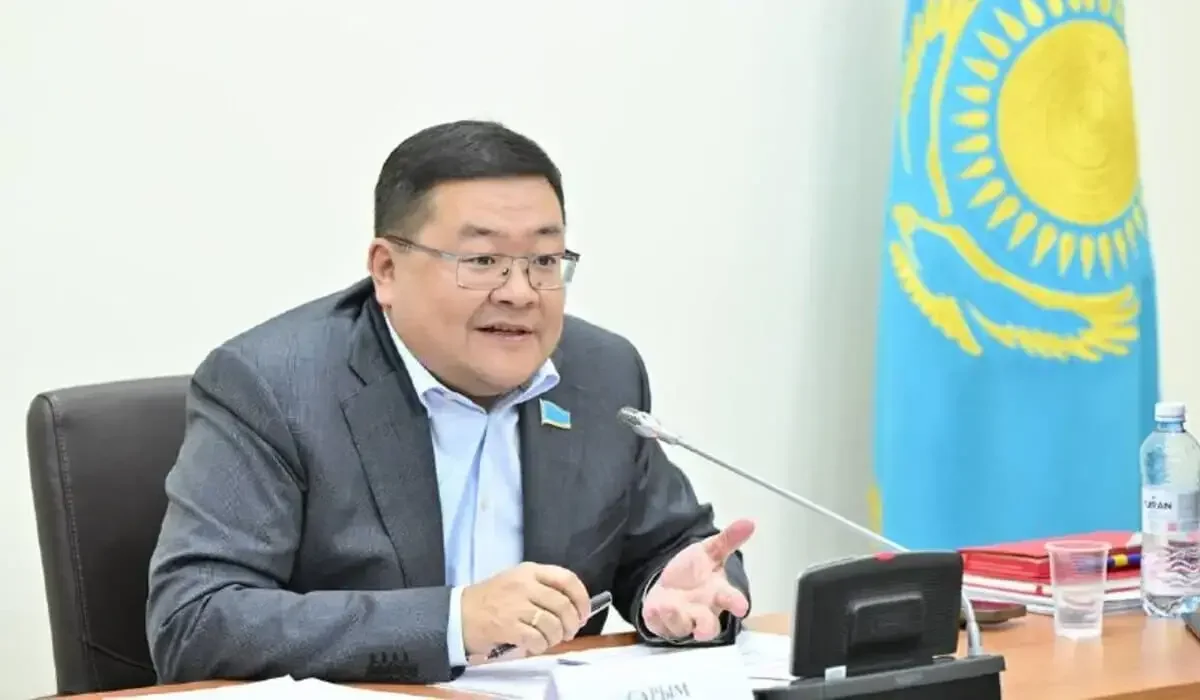 «Бюджетті тиімсіз пайдалану көлемі 648 млрд теңгеге жетті»: Айдос Сарым бюджетті жоспарлауды сынға алды
