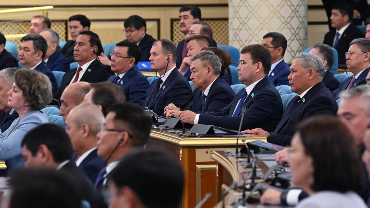 Халық Кеңесі мәслихаттар, қоғамдық кеңестер, сарапшылар мен азаматтық қоғам өкілдерінің басын біріктіреді – Тоқаев