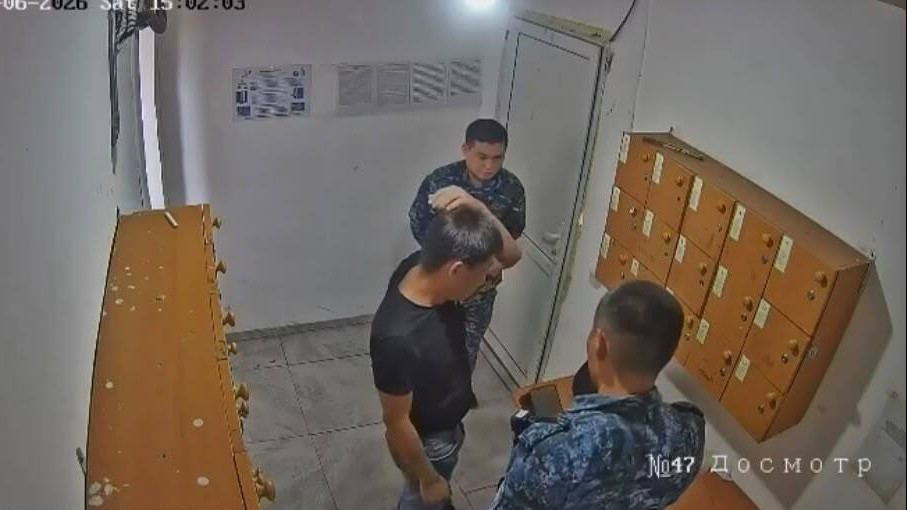 Заключенного поймали с контрабандой телефонов в колонии Экибастуза