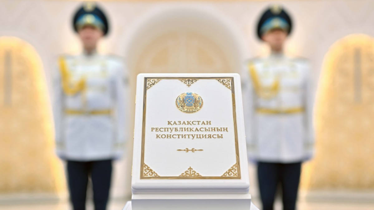Это историческое решение навсегда останется в летописи страны - Президент поздравил народ Казахстана