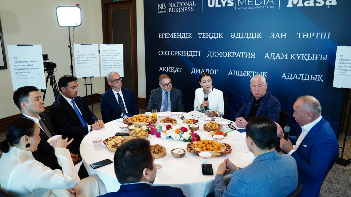 Конституцияның басты құндылығы – сөз, ой еркіндігі. «Ұлысмедиа» алаңында пікір алмасу