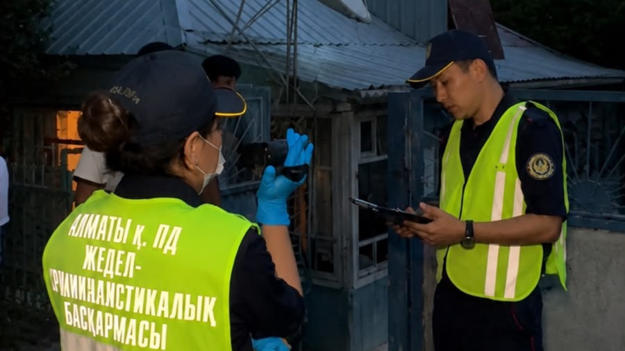 Тело мужчины нашли в подвале частного дома в Алматы