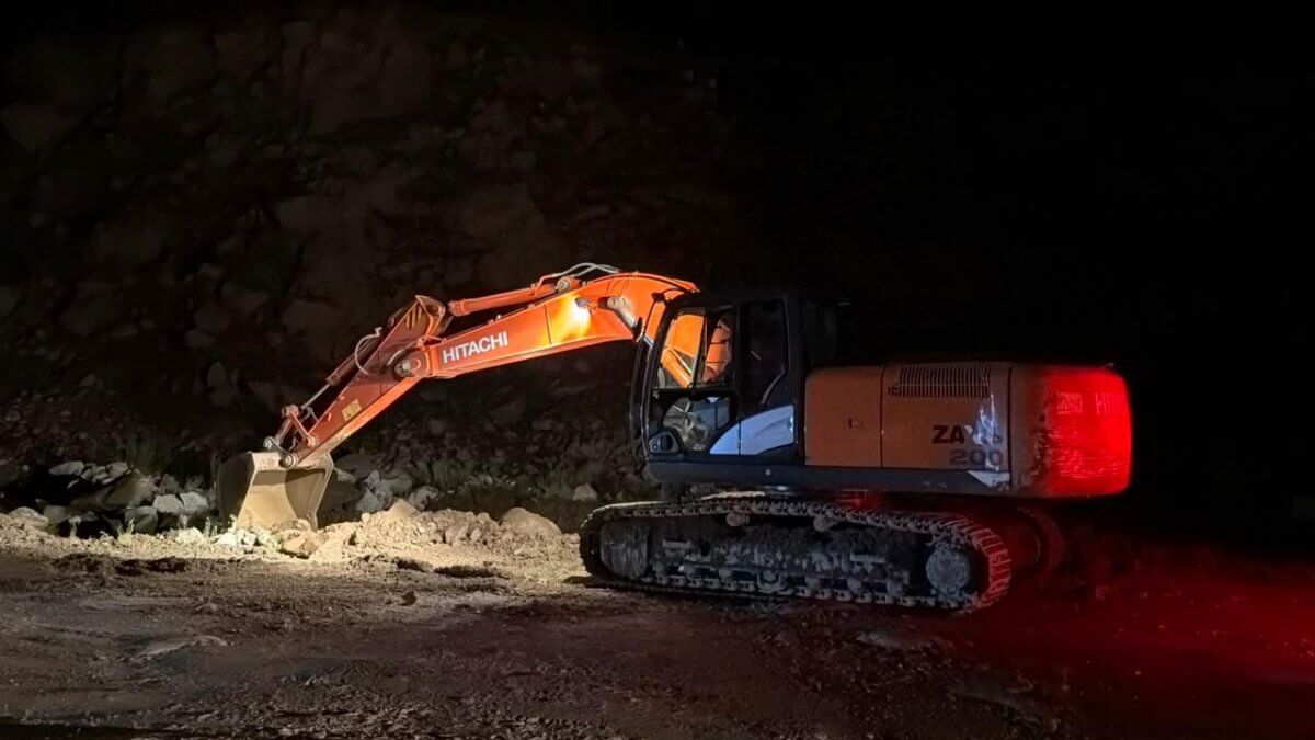 На реке Аксай в Алматы укрепили русло и снизили уровень воды (ВИДЕО)