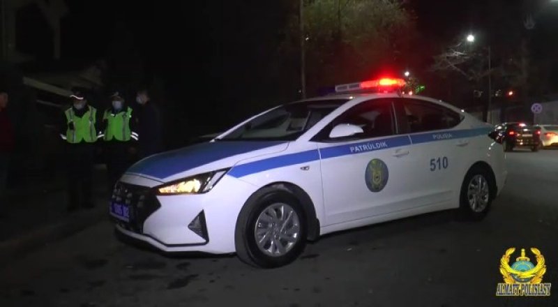 На глазах у дочери: жителя Атырау осудили за жестокое убийство учительницы