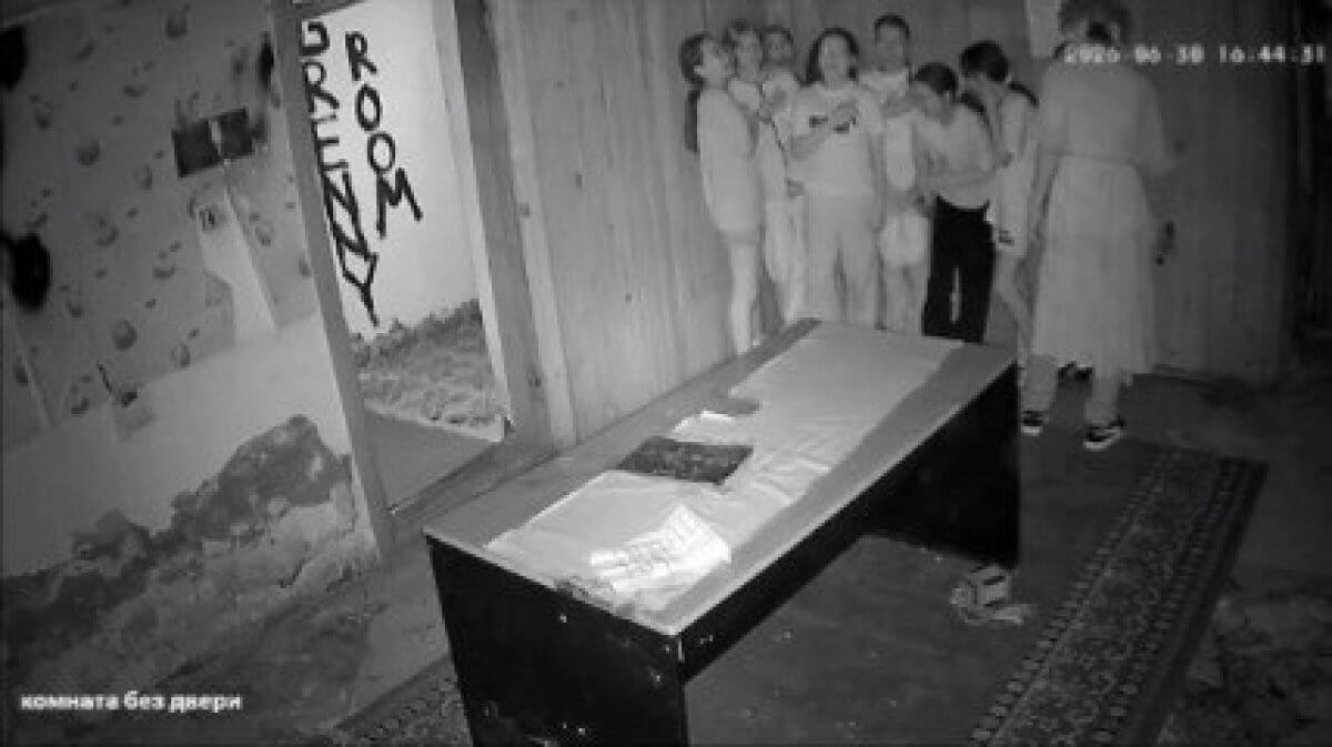 "Менің елім!": дети спели Гимн Казахстана во время хоррор-квеста в Астане