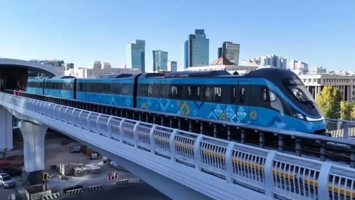 Астанада LRT қозғалысы түтінге байланысты уақытша тоқтап қалды