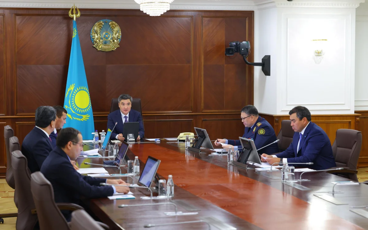 Олжас Бектенов қазіргі гидрологиялық жағдай бойынша жиын өткізді