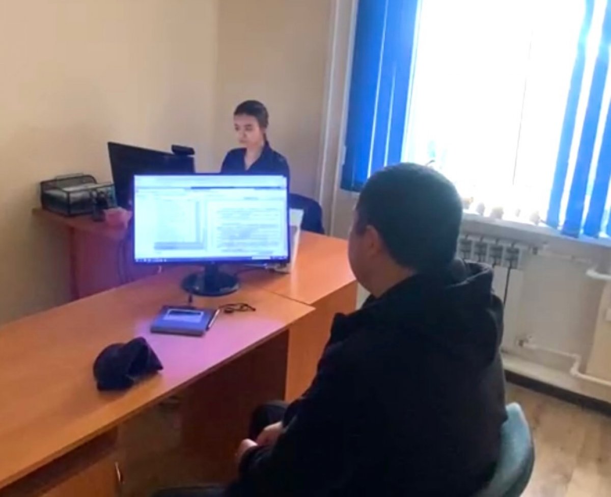Нелегала, которого уже выдворяли из Казахстана, задержали в Актобе