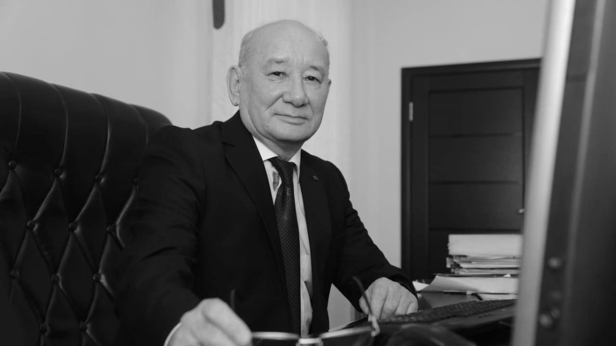 Жазушы, журналист Жанұзақ Аязбеков қайтыс болды