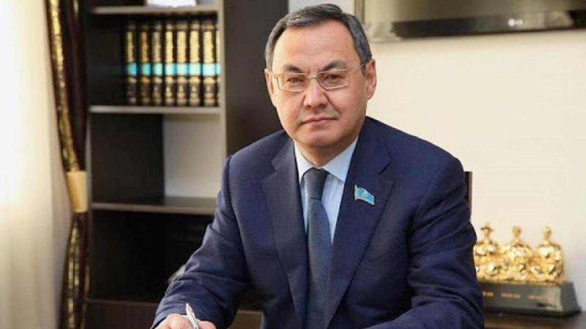 Правовой фундамент научно-технологического развития Казахстана