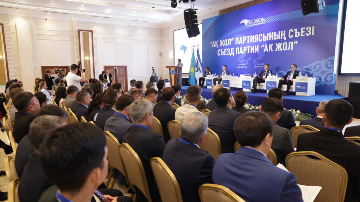 "Ақ жол" Құрылтай сайлауына 63 кандидат ұсынды