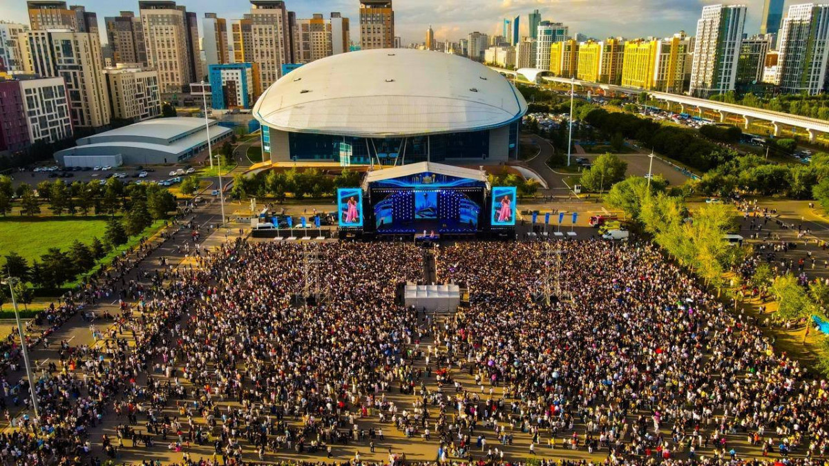 Астанадағы Open Air концерттеріне 100 мыңнан астам көрермен жиналды