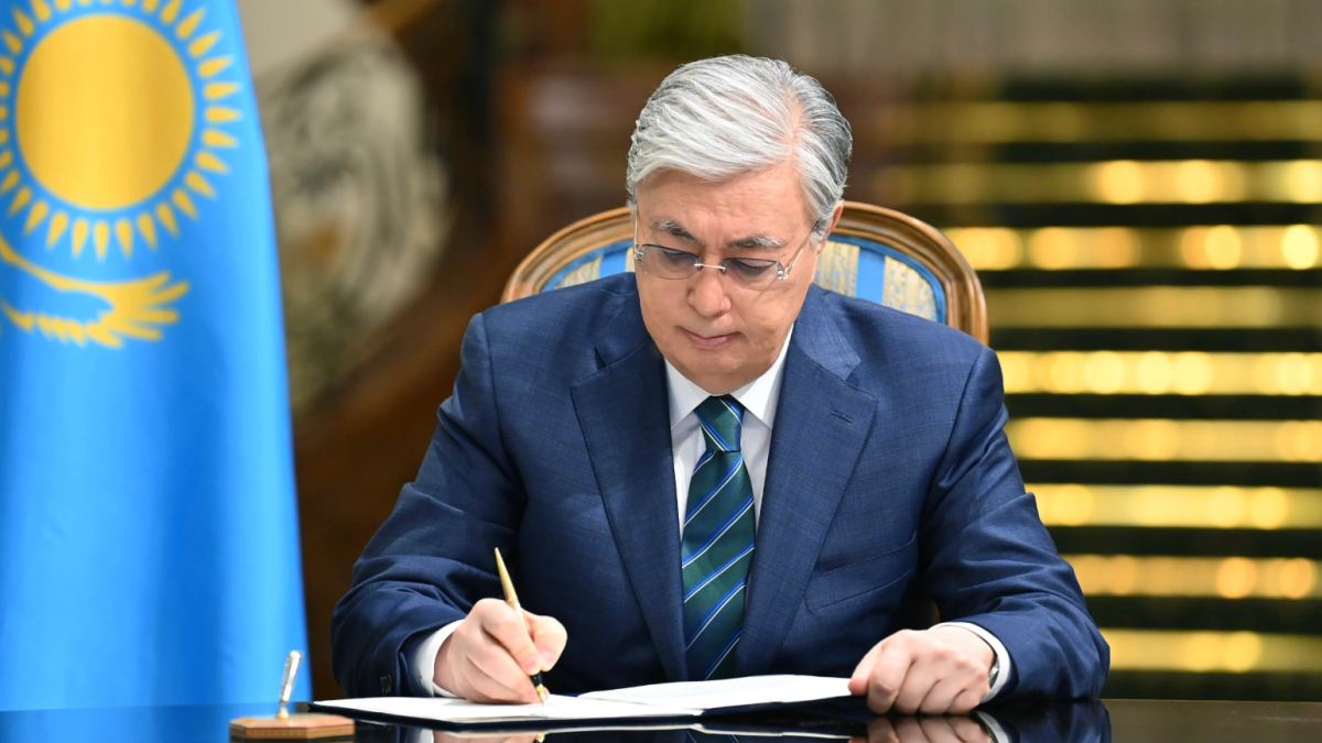  Мемлекет басшысы қазақстандықтарды Астана күнімен құттықтады