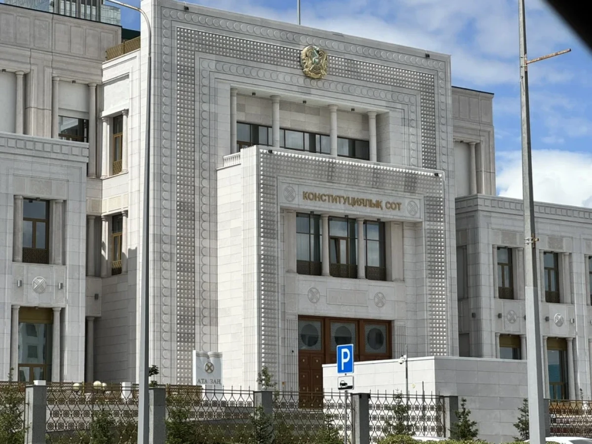 Конституционный суд «обнулил» сроки: назначения по Конституции 1995 года не будут учитывать