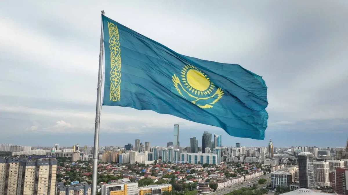 Қазақстанда мемлекеттік туға қатысты талаптар өзгерді: нені білу керек?