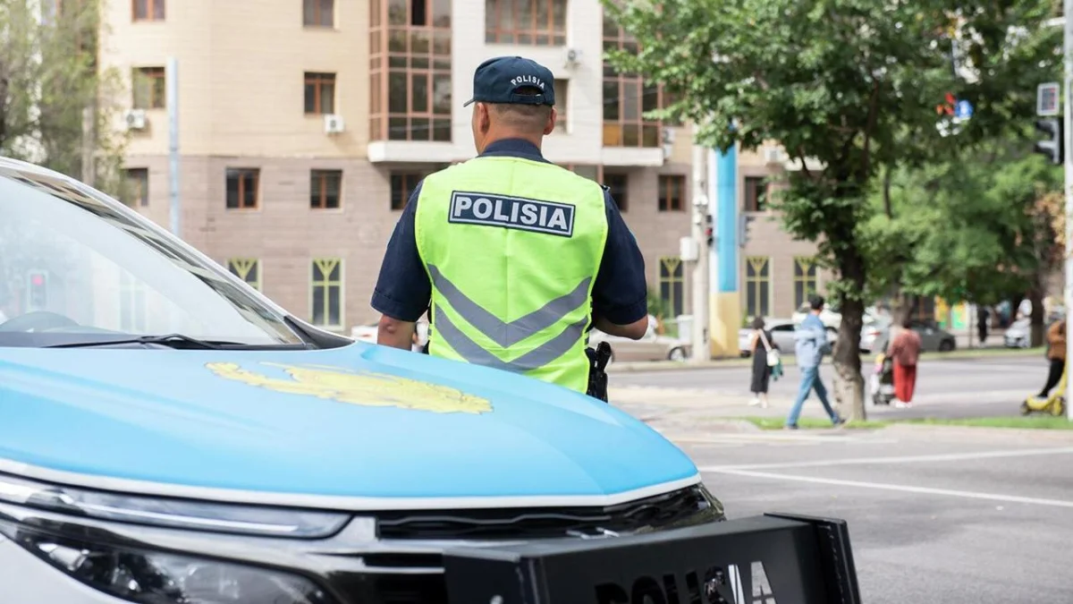 Оралда полиция қызметкерлері заңсыз тасымалданған 36,8 келі өзен шаянын тәркіледі